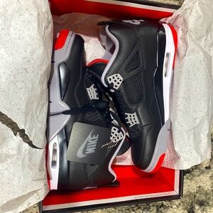 JORDAN 4 REIMAGINED BRED 2024 NEW